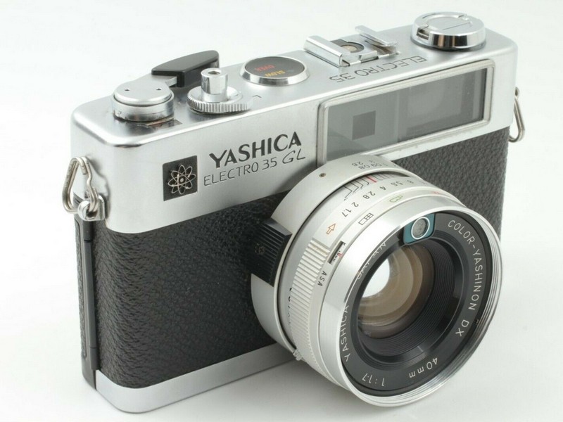 Yashica Electro 35 - Facts, notes and thoughts about vintage 